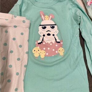Gap Kids Mint Green Easter Stormtrooper Graphic Pajama Set